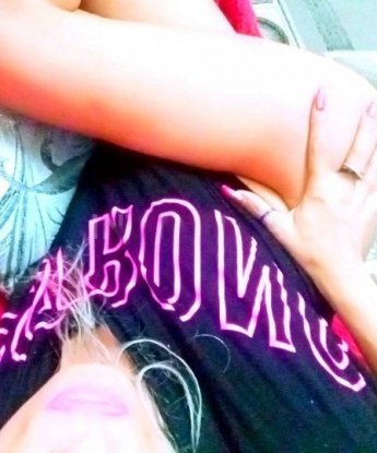 Встреча со мной станет настоящим приключением, где каждая минута будет наполнена страстью и удовольствием. Я живу в Москве, поэтому у нас будет масса возможностей для незабываемых встреч по всему городу. Мои услуги - это настоящий фейерверк эмоций: глубокий орал, страстный секс, массаж, ролевые игры и многое другое. В моем арсенале есть отзывы, которые говорят о моей безупречной работе. Глядя на мои фото, ты сразу почувствуешь, как в тебе пробудится желание со мной познакомиться. 🌟🔥 Жду твоего звонка, чтобы скрасить твое время в Москве незабываемыми моментами наслаждения! 😘💋 7582, 41 год