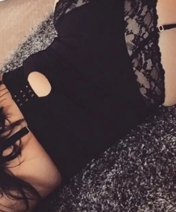 🌹
Мои услуги охватывают все твои желания и фантазии - от романтических встреч до пикантных экспериментов. Будь уверен, у меня ты найдешь то, что искал! 💋
Прошу обратить внимание на мои отзывы, которые говорят самыми теплыми словами обо всем, что я делаю. 💌
Фото в профиле подтверждают мою реальность, поэтому можешь быть спокоен. 📸
Жду тебя в Москве, чтобы создать незабываемый опыт, который ты будешь помнить на долгие годы! 🌟 9131, 30 лет